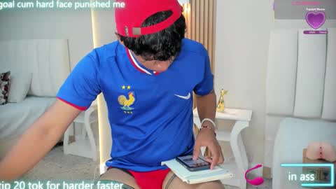 Alex online show from 10.21.25