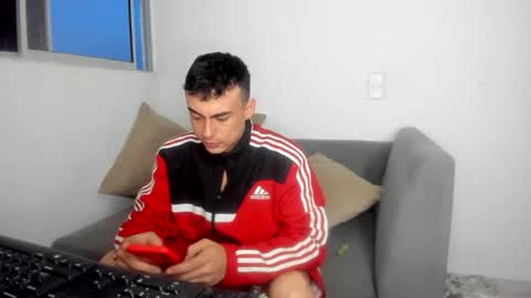 axel_smith10 online show from 04.04.26