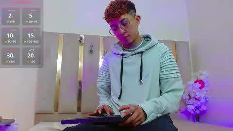 AXEL  online show from 10.24.25