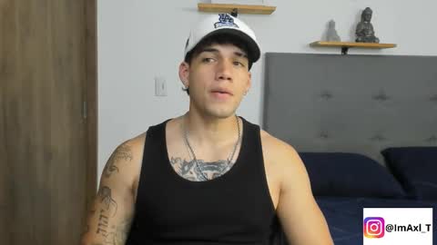 Snapshot of axel_taylor21 chatting on 11.21.25 INDEPENDENT MODEL online show from 11.21.25