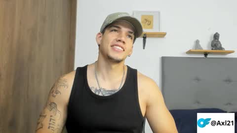 Snapshot of axel_taylor21 chatting on 12.04.25 INDEPENDENT MODEL online show from 12.04.25