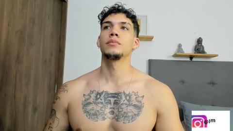 Snapshot of axel_taylor21 chatting on 12.22.25 INDEPENDENT MODEL online show from 12.22.25