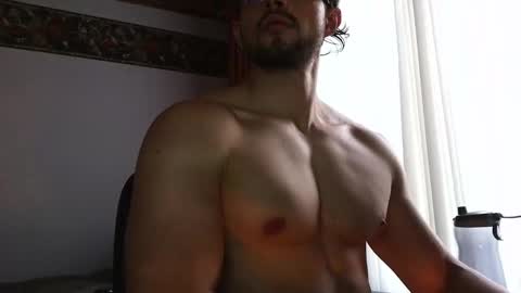 Snapshot of axelcr0ss chatting on 11.05.25 axelcr0ss online show from 11.05.25