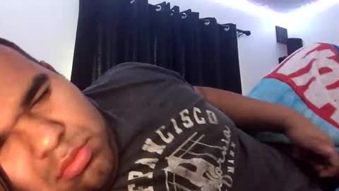 axelfigueroa2 online show from 11.14.25