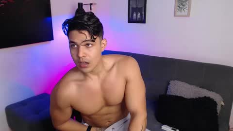 axell online show from 11.21.25