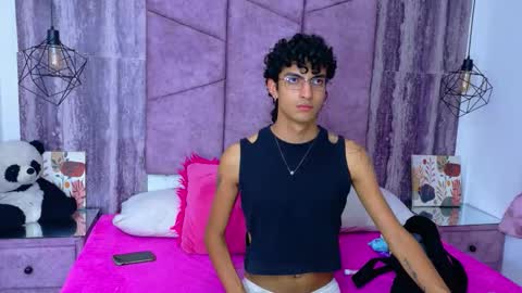 AxelRushh online show from 04.03.26