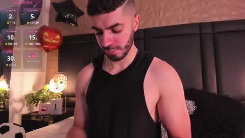 Axel Thompsom online show from 10.29.25