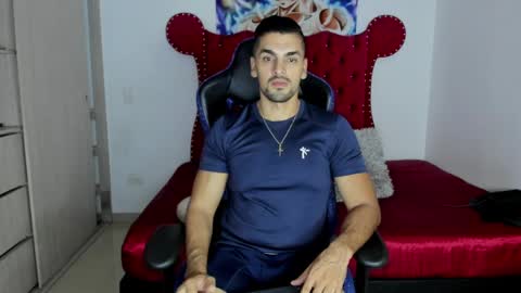 Axel online show from 04.07.26