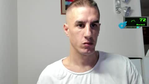 Axl online show from 11.09.25