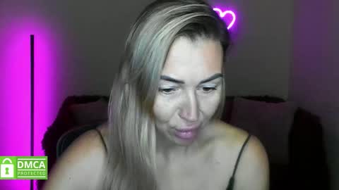 Jully online show from 11.15.25