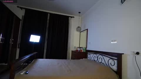 Snapshot of aya__hitakayama chatting on 03.02.25 Aya online show from 03.02.25