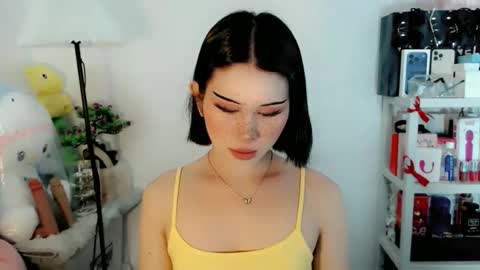 Snapshot of ayahoshilovesyou chatting on 02.15.26 AYAHOSHILOVESYOU online show from 02.15.26