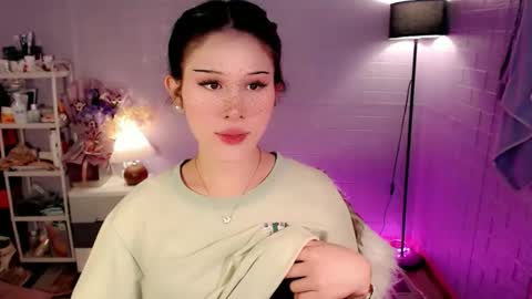 AYAHOSHILOVESYOU online show from 04.14.26