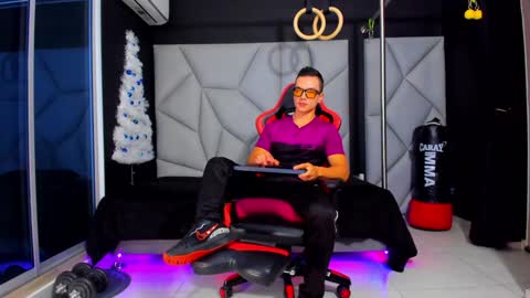 Ayden Miller online show from 12.05.24