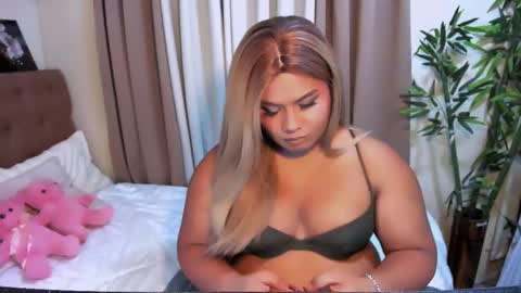 AYESHA online show from 02.18.26