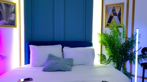 Snapshot of aylapearl_ chatting on 10.20.25 Ayla online show from 10.20.25