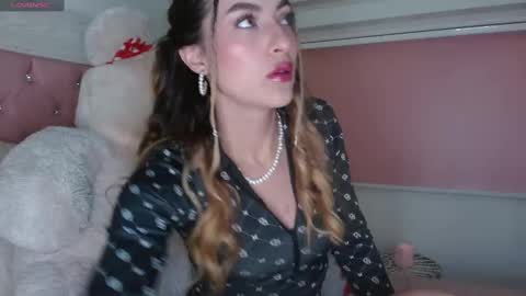 AYLEEN    online show from 09.12.25