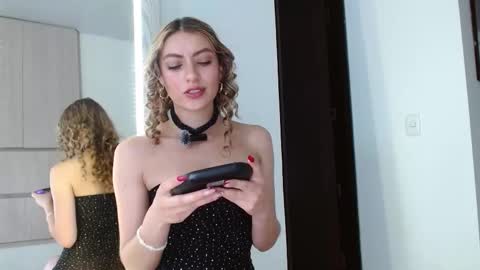 AYLEEN    online show from 02.01.26