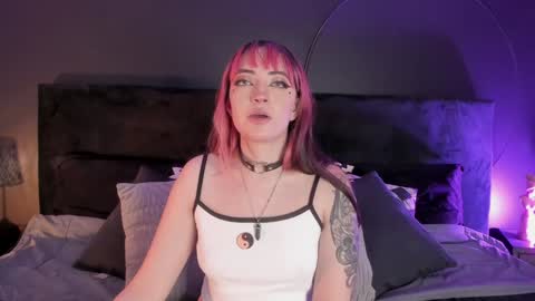 Aylen online show from 01.15.25