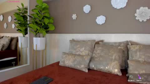 Aylin Millerxs online show from 03.03.25