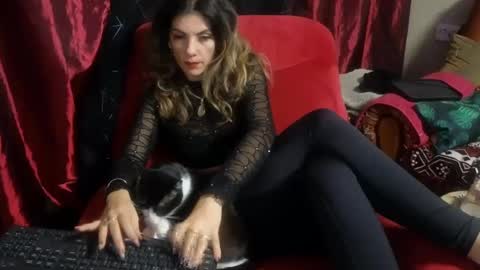 Snapshot of aymarsensual chatting on 12.02.24 Dominatrix Queen online show from 12.02.24
