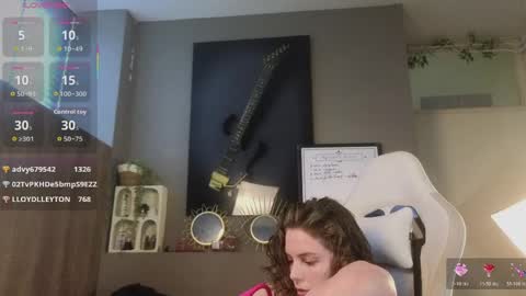 Ayreen Moore online show from 04.10.26