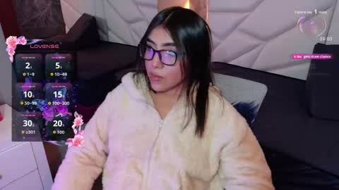 Aysel online show from 09.25.25