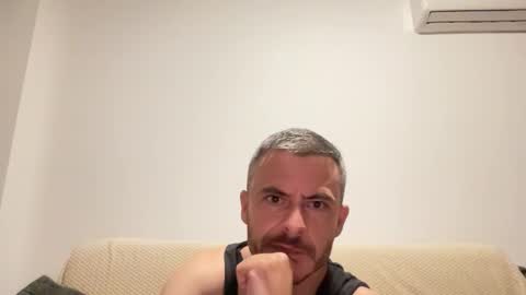 Snapshot of aysha1214 chatting on 09.18.25 HotwifeAysha online show from 09.18.25