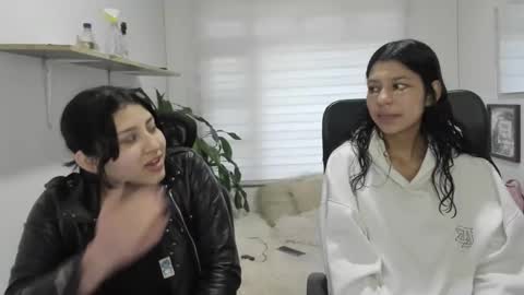 Snapshot of aysha_winxx chatting on 10.07.25 aysha_winxx online show from 10.07.25