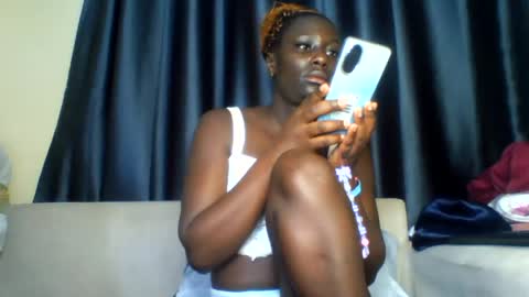 azaelia_iris online show from 07.04.26