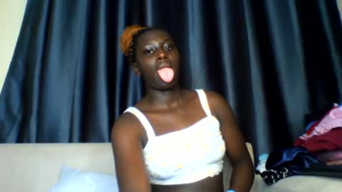 azaelia_iris online show from 07.16.26