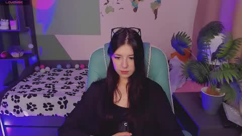 Azaliya online show from 10.16.25