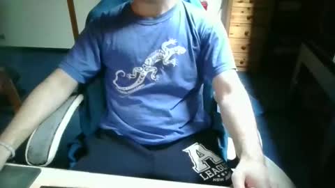 Snapshot of azdert2100 chatting on 04.17.26 azdert online show from 04.17.26