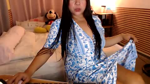 Snapshot of azianalina chatting on 12.07.24 Lina online show from 12.07.24