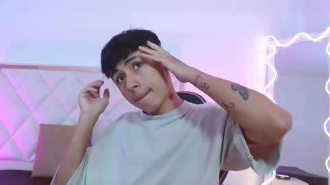 aziel_tay online show from 10.08.25