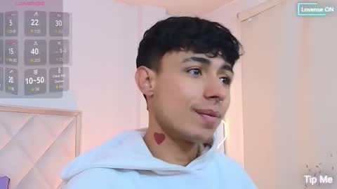 aziel_tay online show from 10.15.25