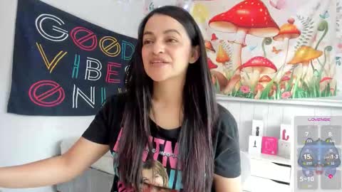 Azucena R online show from 11.29.25