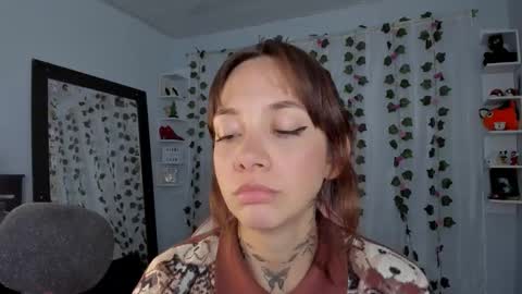 azumi saan online show from 01.10.26