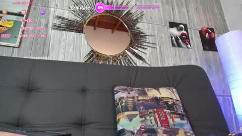 Snapshot of azuraby chatting on 01.29.25 Azuraby online show from 01.29.25