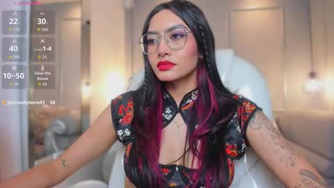 Azura online show from 02.05.26