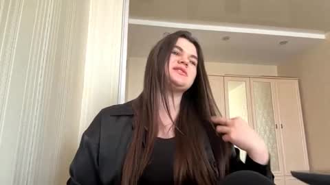 Snapshot of azzieyerbich chatting on 03.28.26 Elara online show from 03.28.26