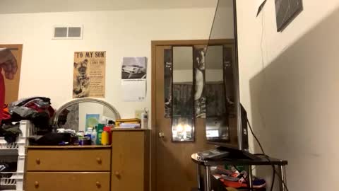 Snapshot of b4beretta chatting on 12.20.25 B online show from 12.20.25