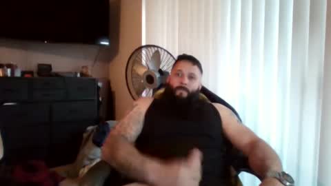 Snapshot of b713htx chatting on 02.22.25 Miguel online show from 02.22.25