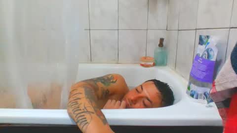 baadddboooy69 online show from 11.15.25