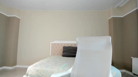 Monica online show from 09.19.25