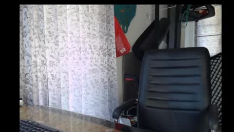 Snapshot of baba_yaga___ chatting on 02.11.25 Jake online show from 02.11.25
