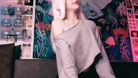 babe_moister online show from 10.05.25