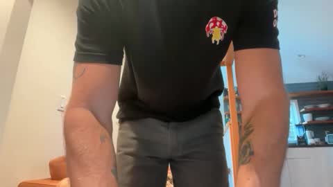 Snapshot of babeheater chatting on 01.05.26 babeheater online show from 01.05.26