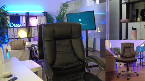 Olivia and Lexi online show from 02.17.26