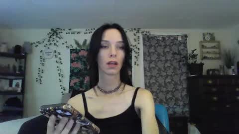 Fern Browning online show from 09.17.25